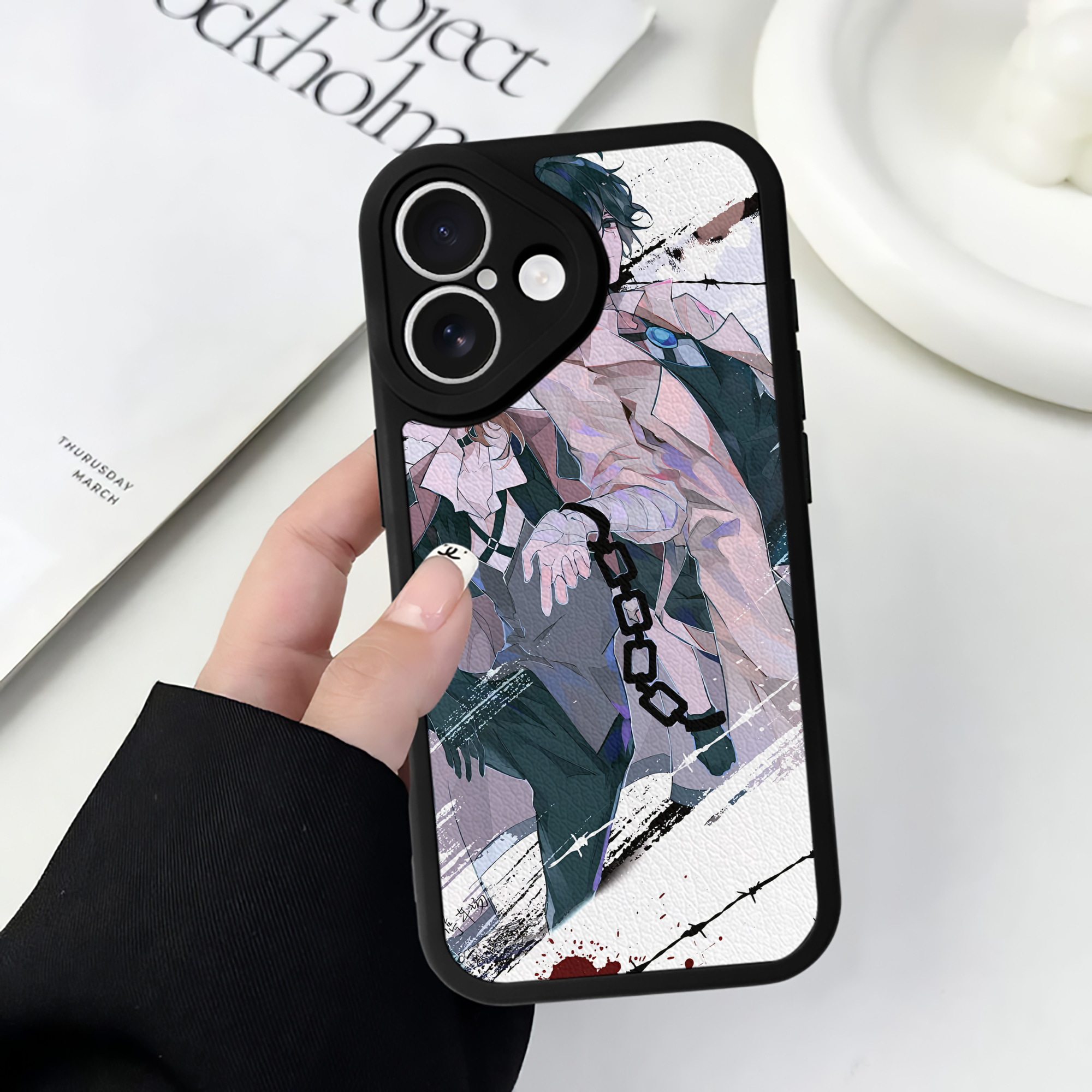 （画像用） 文豪ストレイドッグス Bungo Stray Dogs 【iPhone 16シリーズ対応】シリコンスマホケース（レザー調） 材質：シリコン